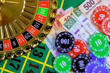 royaltoto app showing live blackjack table on mobile screen